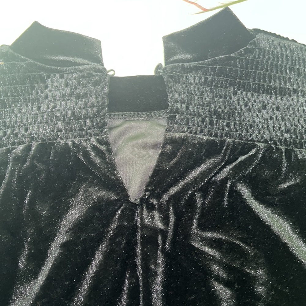 Laundry by Shelli Segal Small black velour top New With Tags polyester blend - Picture 7 of 14